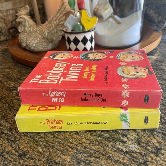 The Bobbsey Twins Book Set - Red and Yellow - Picture 1 of 5